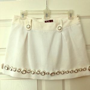 COPY - D&G white mini skirt with button embellish…